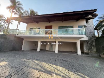 Casa em Condom�nio para Loca��o, em Aruj�, bairro Aruj�zinho I, II e III, 4 dormit�rios, 2 banheiros, 4 su�tes, 5 vagas