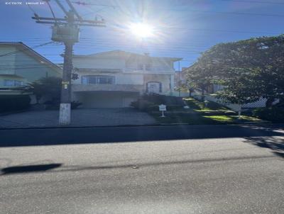 Casa em Condom�nio para Loca��o, em Aruj�, bairro Condom�nio Aruj� 5, 3 dormit�rios, 2 banheiros, 3 su�tes, 4 vagas